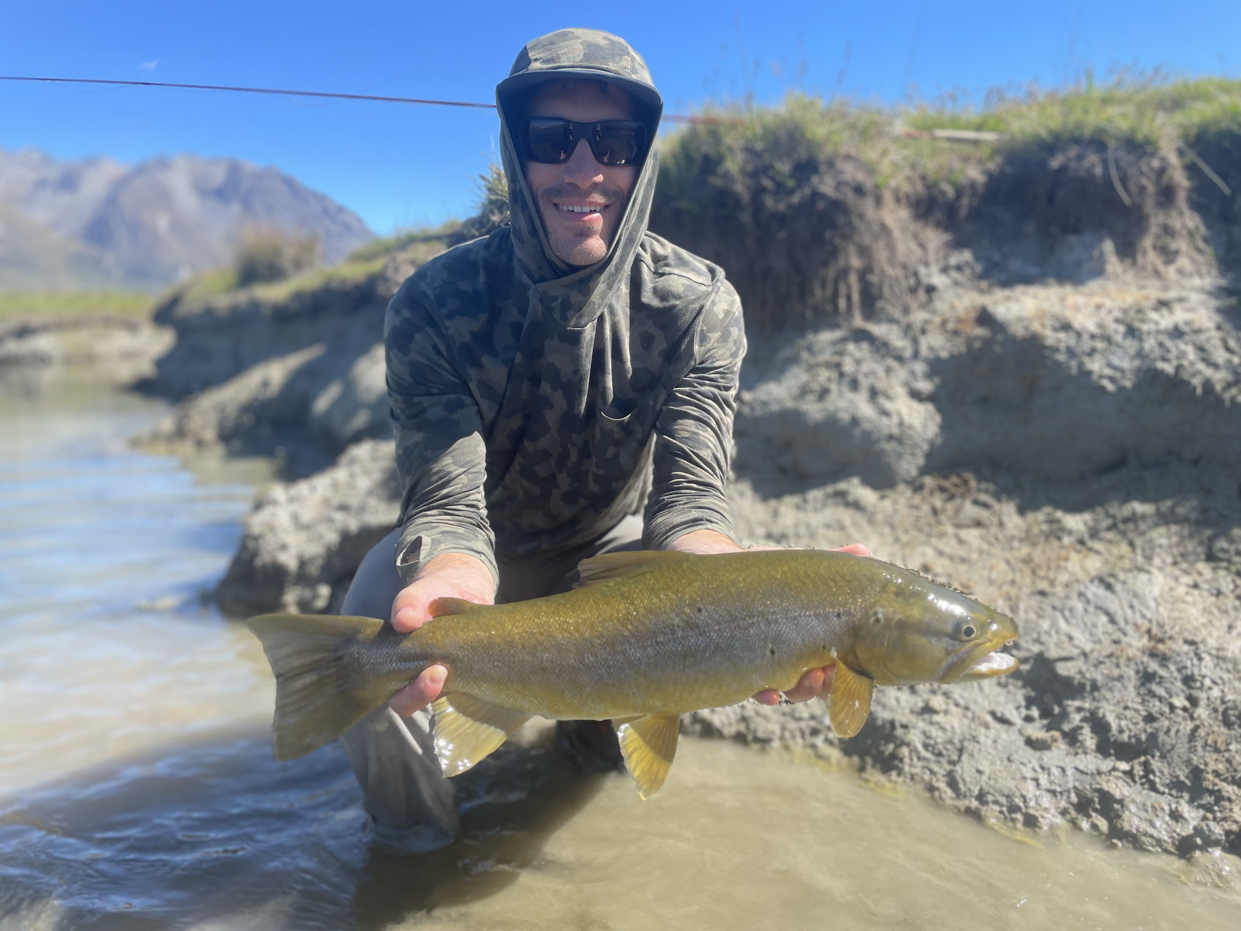 A day on the water fly fishing the South Island backcountry